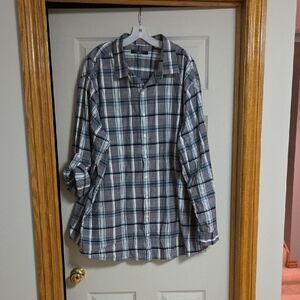 Men's Classic Plaid Button-Down Shirt